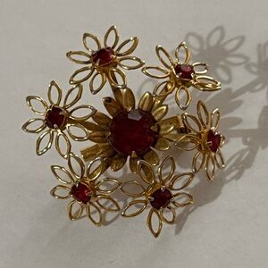 Women's Elegant Gold and Red Floral Brooch.